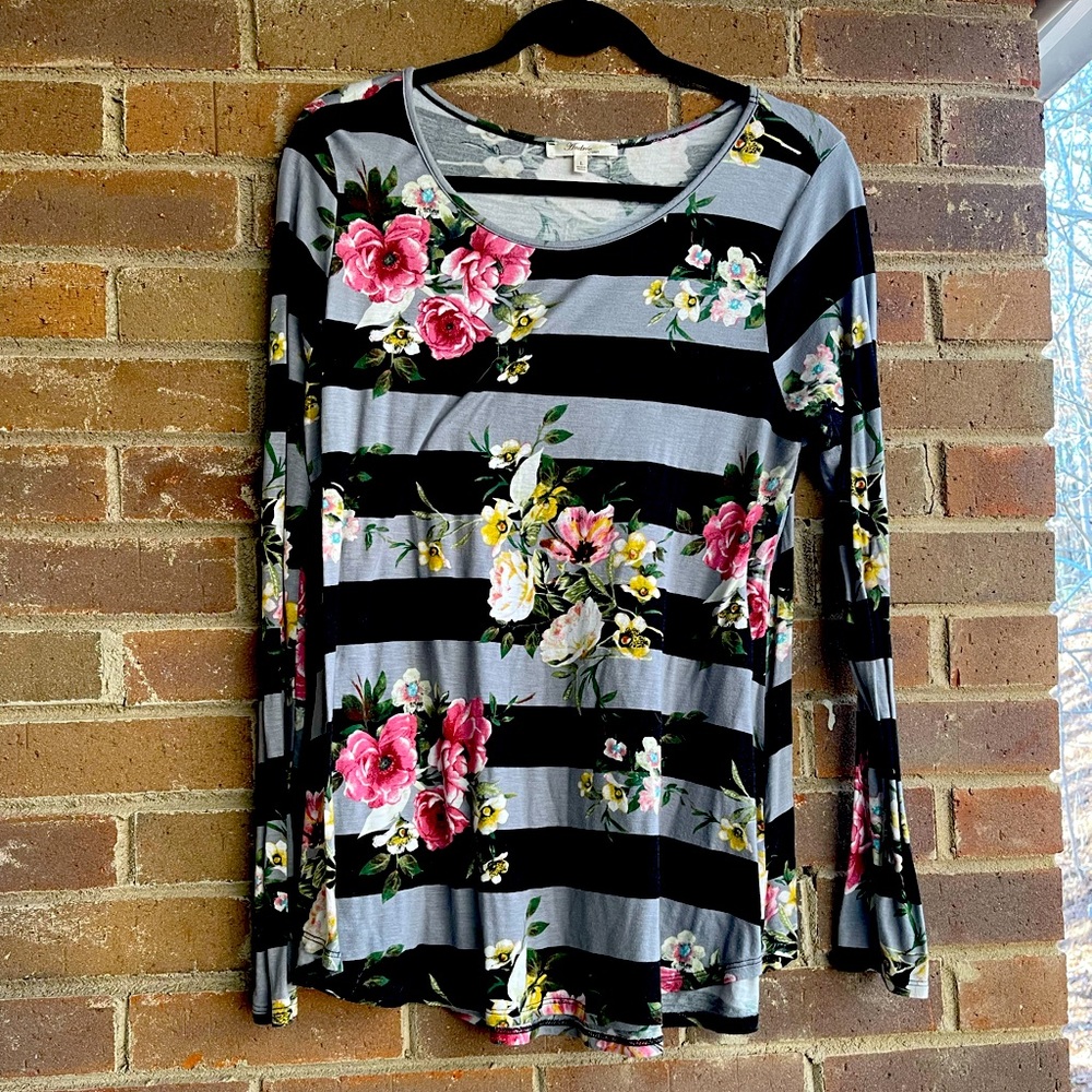 Super Cute Large Floral Long Sleeve Top